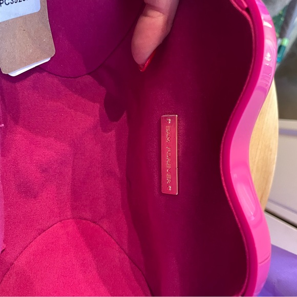 LIPS handbag - Picture 4 of 4